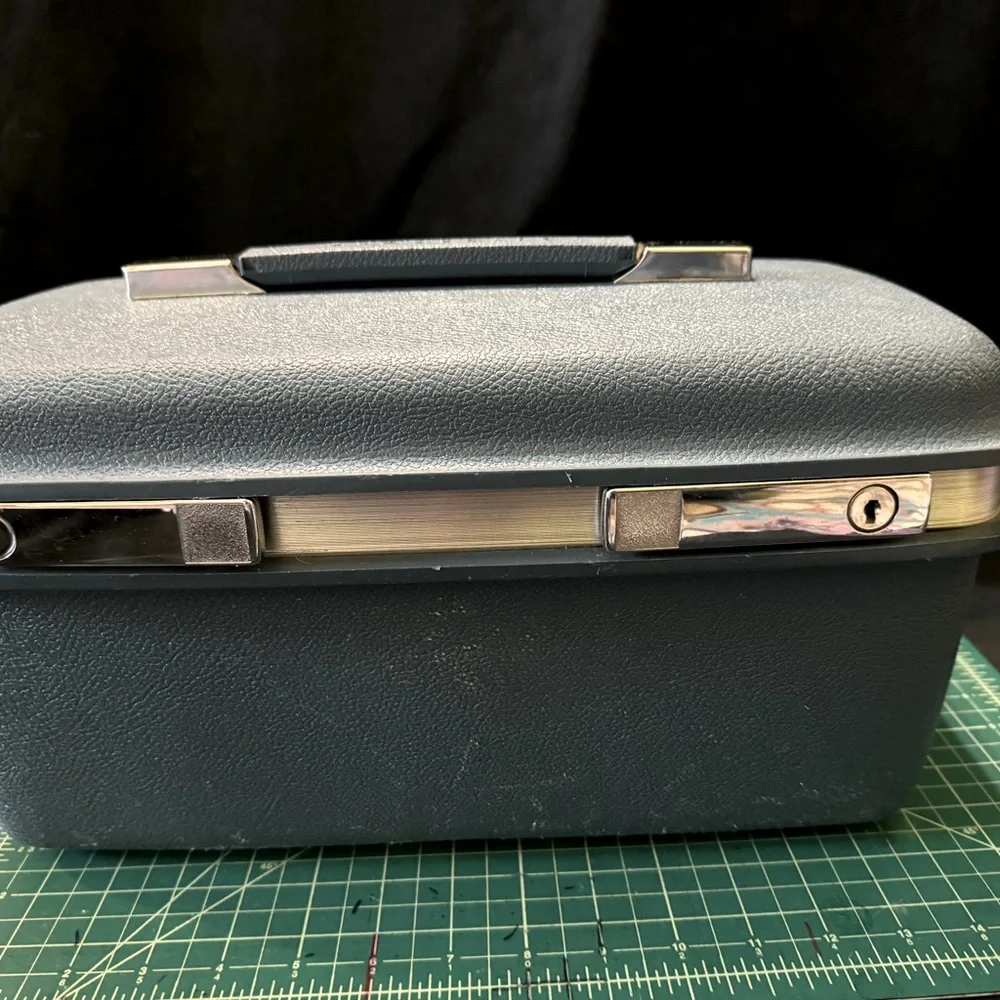 Blue vintage train case